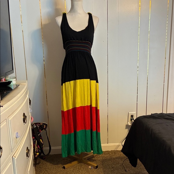 Dresses & Skirts - Multicolor Sleeveless Maxi Dress